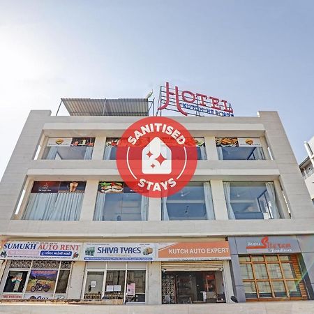 Collection O 86331 Hotel Kutch Heritage Khari Rohar Exterior foto